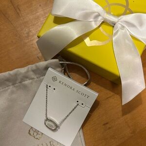 Kendra Scott Pendent Necklace